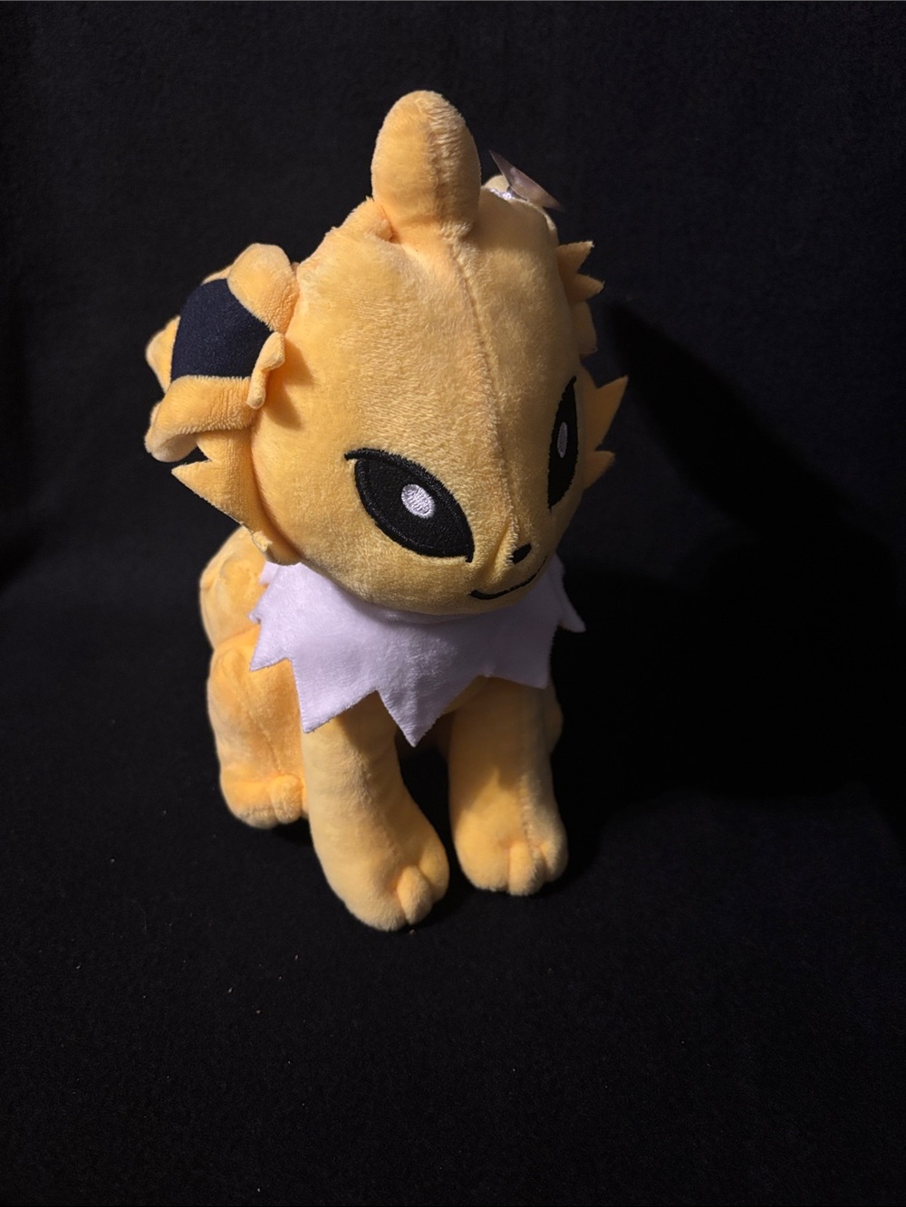 Pokémon Jolteon window cling plush toy